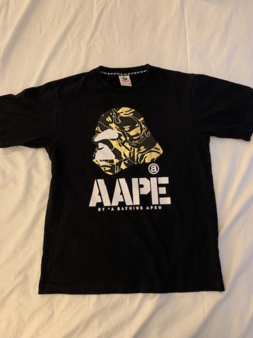 AAPE by A Bathing Ape T-Shirt Black Gold Moonface Men's M NWOT